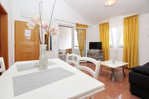 Apartments Villa Naranča - Unit 54075-61