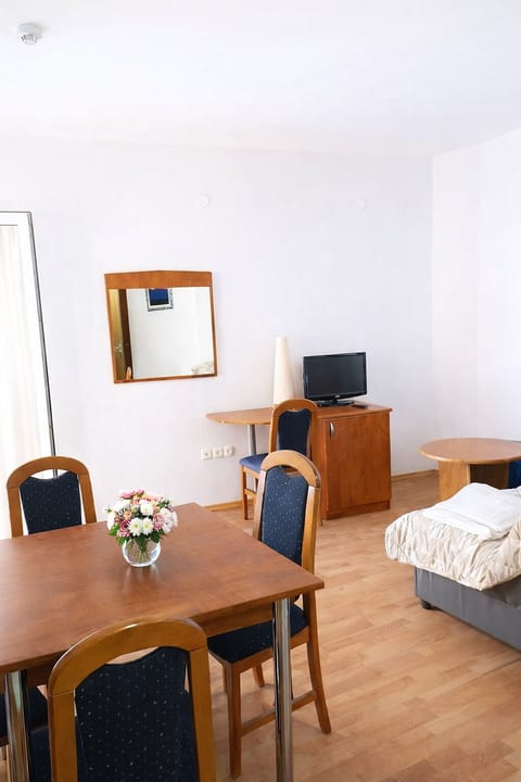 Apartments Riva Beachfront No.1 - Unit 378266-13