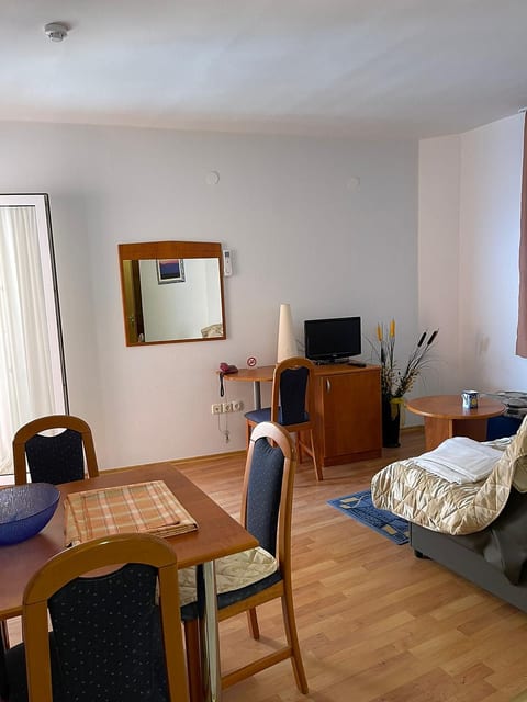 Apartments Riva Beachfront No.1 - Unit 378267-13
