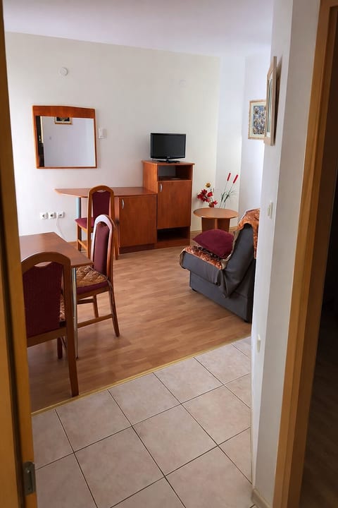 Apartments Riva Beachfront No.1 - Unit 378274-13