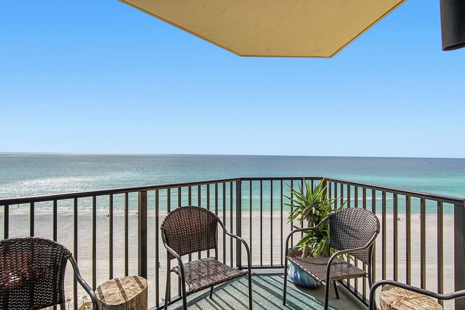 Fronte spiaggia! Vista dal balcone + Piscine + Accesso alla spiaggia - Panama City Beach