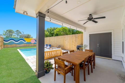 Luxury Beach Duplex Steps from Ocean l Sleeps 24