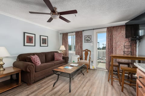 LuxStayUSA | ML 345 Ski In/Out| Village Ski Lifts| Free Parking