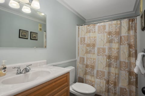 Get ready for the day in this fully appointed bathroom with all essentials!
