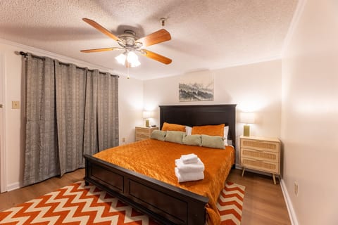 LuxStayUSA | ML 294 Ski In/Out| Slope View| Free Parking