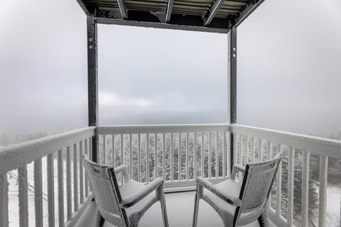 LuxStayUSA | ML 294 Ski In/Out| Slope View| Free Parking