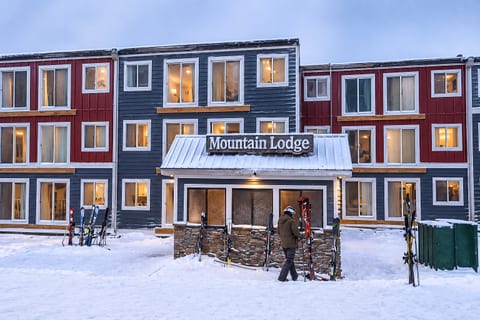 Book direct and save #snowshoeskivacation