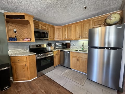 LuxStayUSA | ML 308 Ski In/Out| Ballhooter View| Free Parking