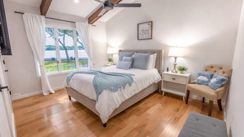 Haiku River House