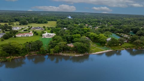 Haiku River House