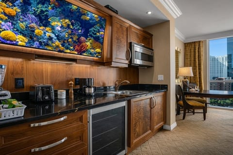 Gourmet Kitchen — Full Kitchenette with Stovetop, Microwave, Refrigerator, Coffee Maker, No Restaurant Required