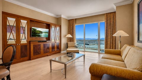 Las Vegas Suite — 32nd-Floor 1-Bedroom Residence with full living area and panoramic city views