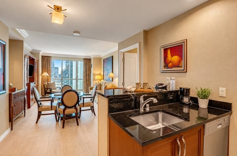 King Suite — Spacious 1-Bedroom Residence, Dedicated Living Area, Full Kitchen, Floor-to-Ceiling City Views