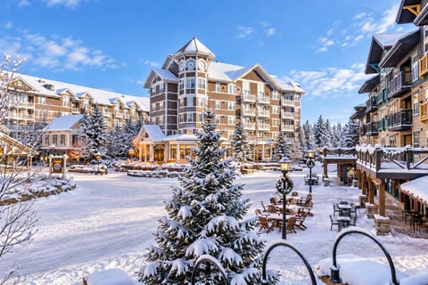Enjoy breathtaking views from your private balcony! Guest Review from Scott Downey: "Such a convenient place to stay! Within walking distance to restaurants and the grocery store. The unit was clean, and comfortable, and made our trip so enjoyable."
