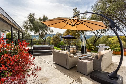 Manzanita Sunsets Bungalow