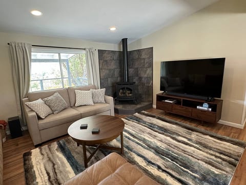 Manzanita Sunsets Bungalow