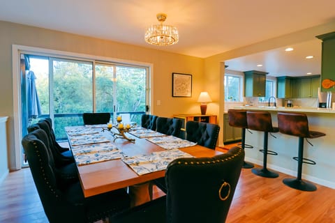 Pine Trails Lodge