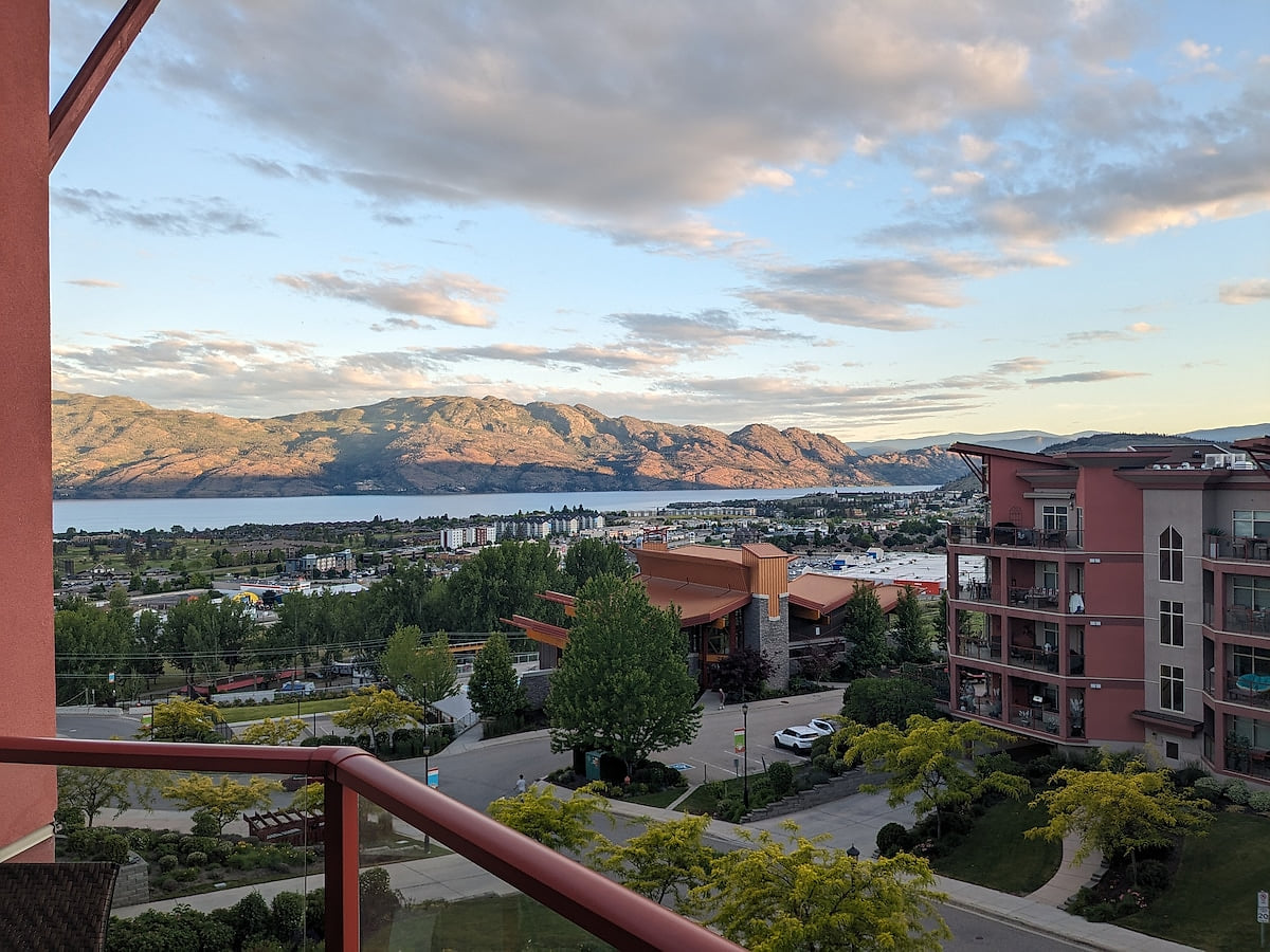 Top Floor Condo in the Okanagan. image 1