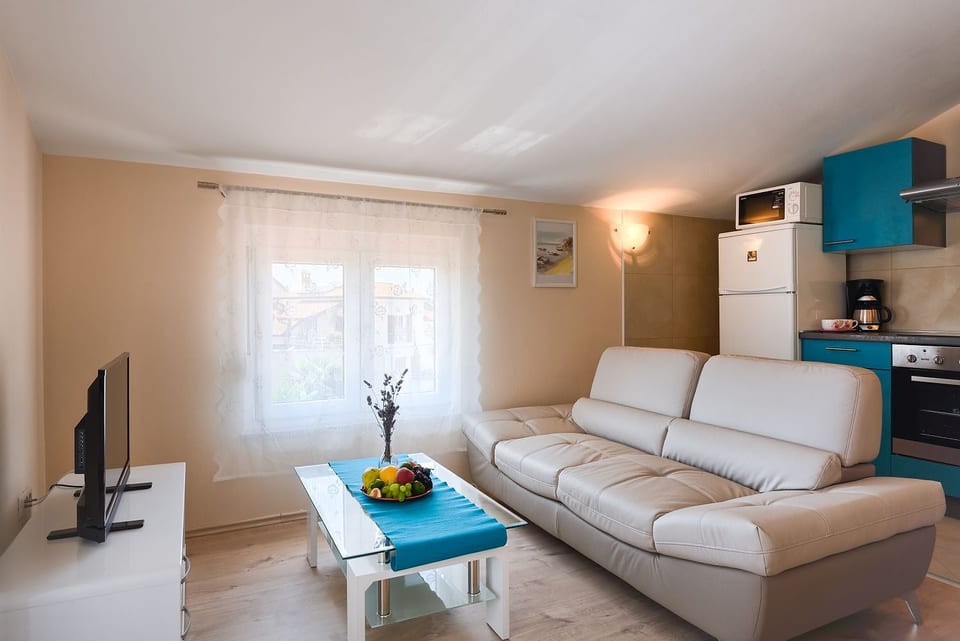 Apartment Paradiso 3 - Unit 209157-5