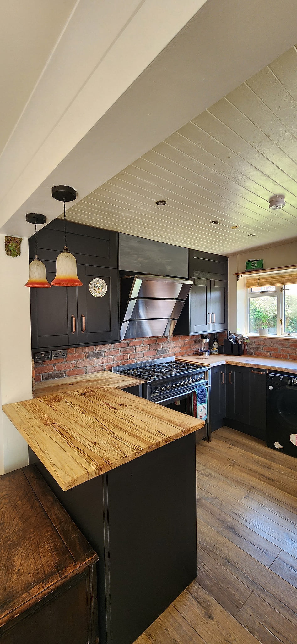 Cosy home off Glastonbury High Street image 5