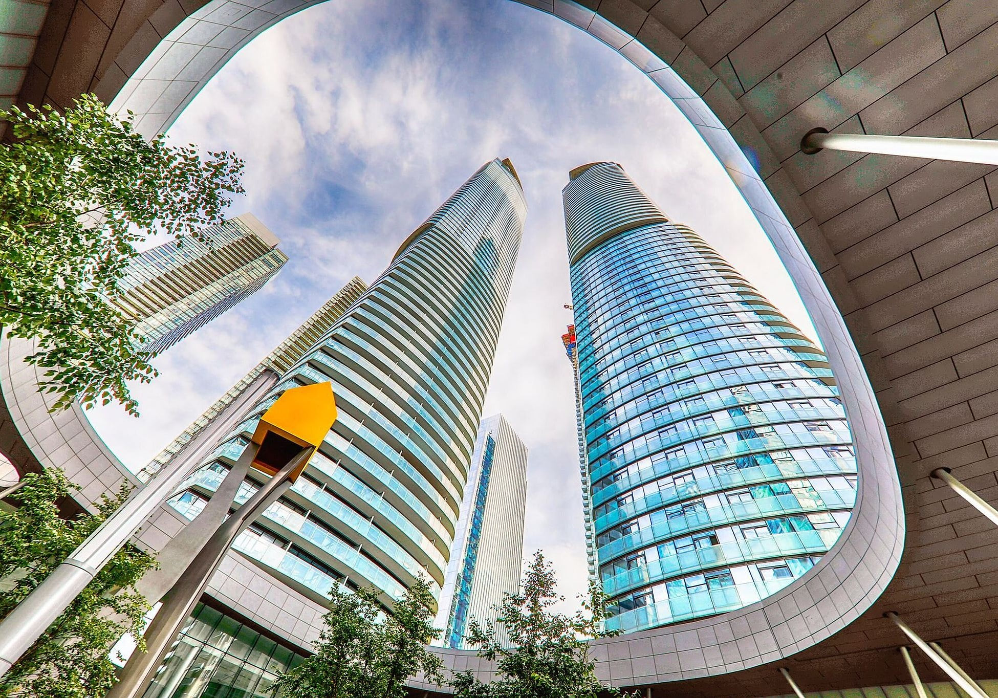 Trendy Townflats  Condo