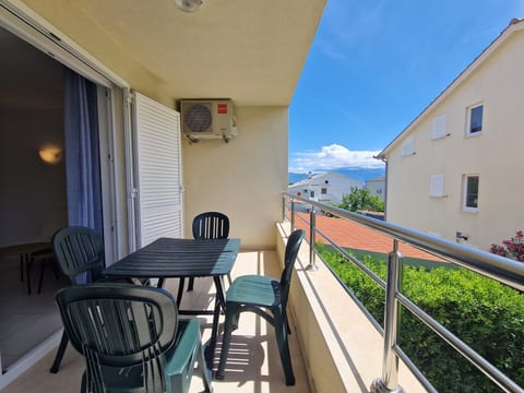 Apartment Pavlaković - Unit 126611-15