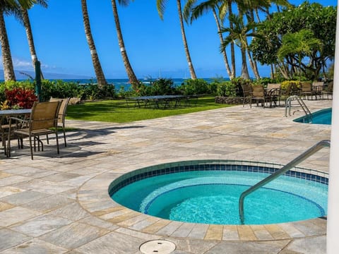 Post-hike ritual. After surfing, hiking, or a long snorkel session, the hot tub becomes your favorite spot. It's social in the best way. Other guests share recommendations and surf report updates, it's where active travelers decompress.