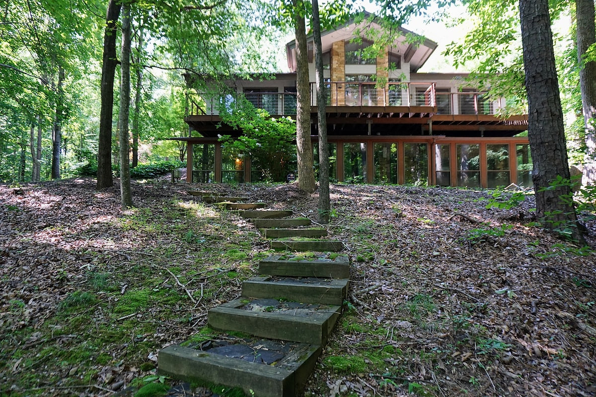 Duke Forest Zen Treehouse - pool table, decks image 1