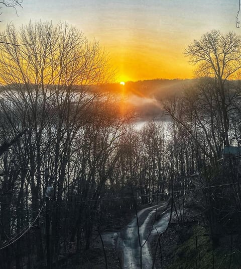 Breathtaking seasonal Center Hill Lake vistas and magnificent sunrises right from your doorstep—serenity awaits!