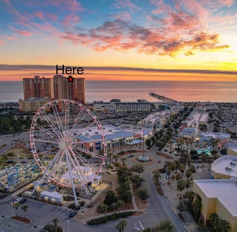 *New Reno* Calypso 2 - Beachfront! Walk 2 Pier Prk image 3
