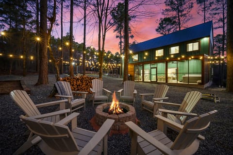 S'MORE SERVES & SHENANIGANS