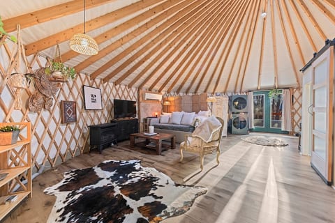 Private Luxury Yurt in Bryson City image 2