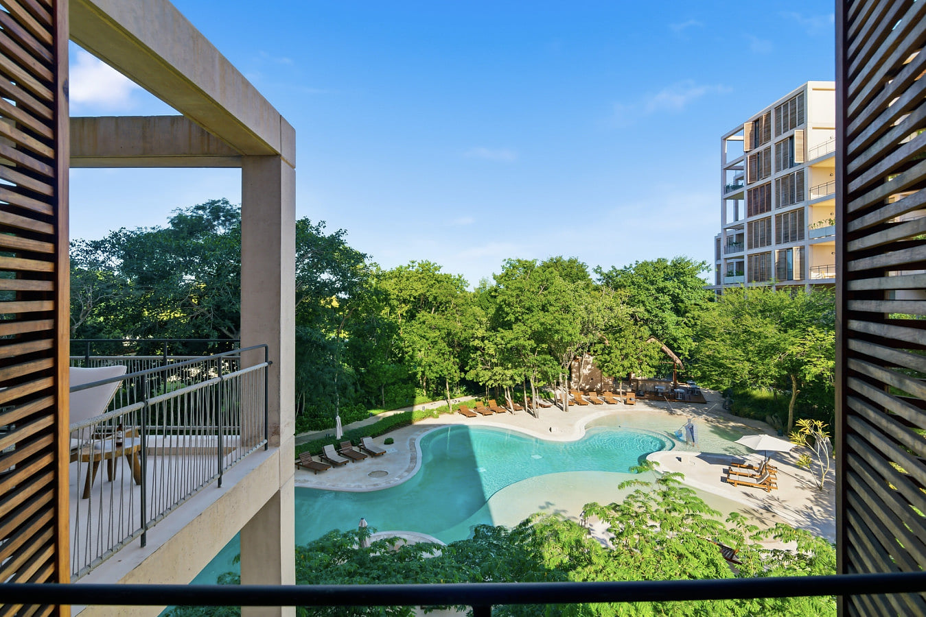 Cozy Home in Corasol Private Golf Community