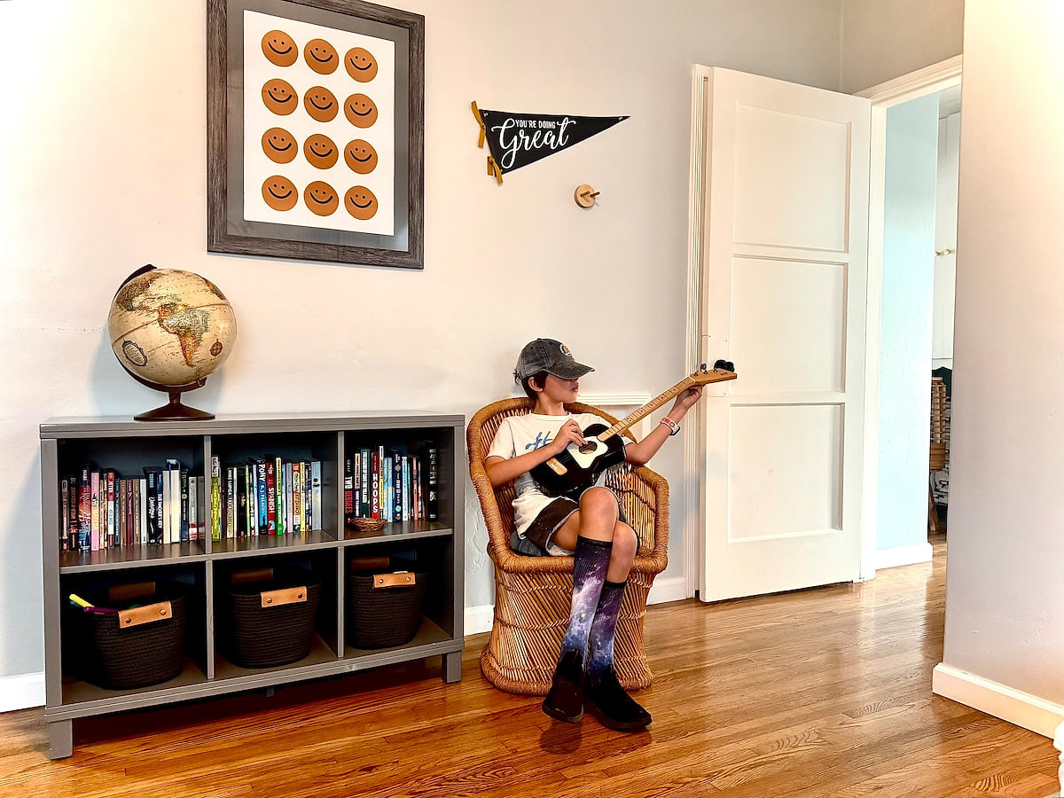 A fun and kid-friendly room. Focusing less on tech, and more on slowing down and unplugging. 