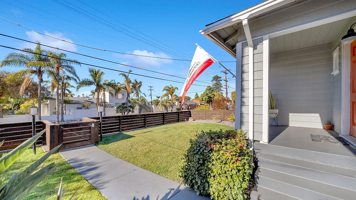 The Oside Abode is located in a family-friendly and chill residential area. 