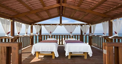 Buganvilias Private Vacation Club Ambassador Hotel Suite