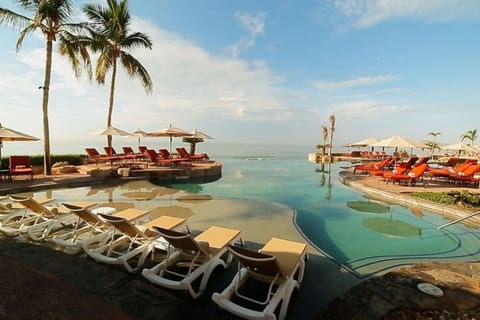 Hacienda Del Mar Owner Ocean View Lux Suite 1BR1B
