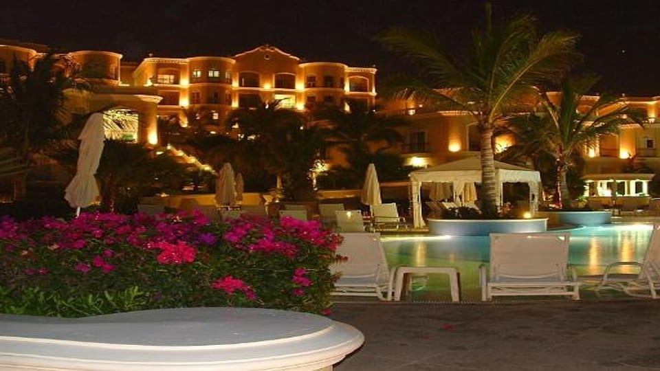 Pool and Beach at Pueblo Bonito Emerald Bay, Vacation Travel Exclusives