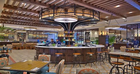 Dining at Pueblo Bonito Sunset Beach, Vacation Travel Exclusives