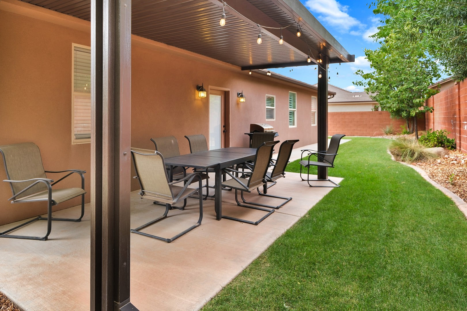 Near Zion • 3BR • Sleeps 8 • RV / Trailer Parking