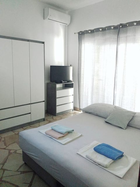 Apartment and Rooms Danica - Unit 126238-15
