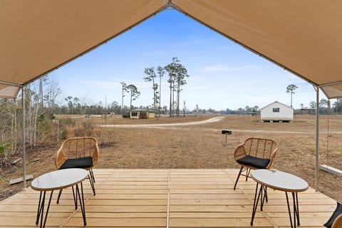 Sasquash Hideaway - Peaceful Glamping Retreat with Boat Access
