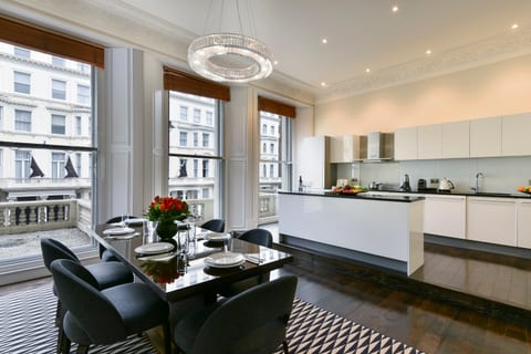 3 Bedroom Executive Serviced Apartment Kensington