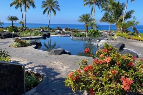 Ocean Club Swimming Pool