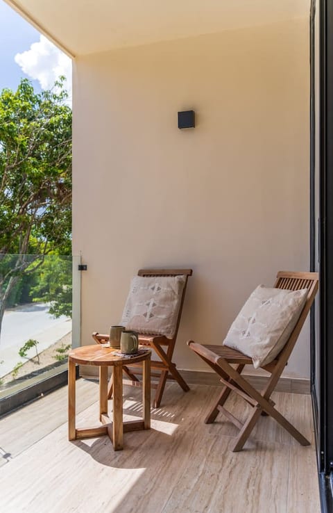 Balcony/Terrance with Jungle View