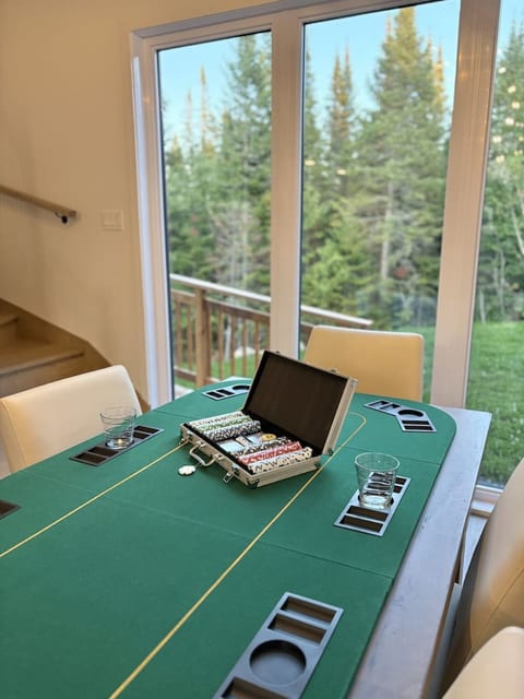 Le Köuzy - Spa, babyfoot, pool and games