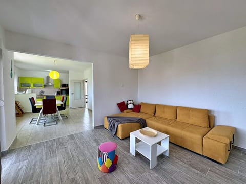 Apartment Rozi with Sea View - Unit 129532-5