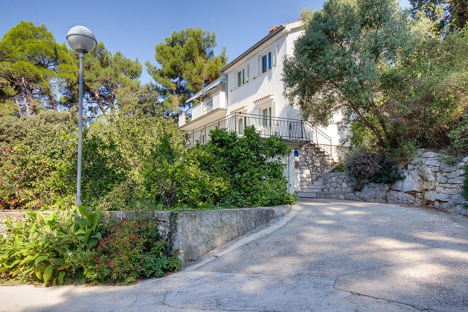 Apartments Lela - Unit 125952-15