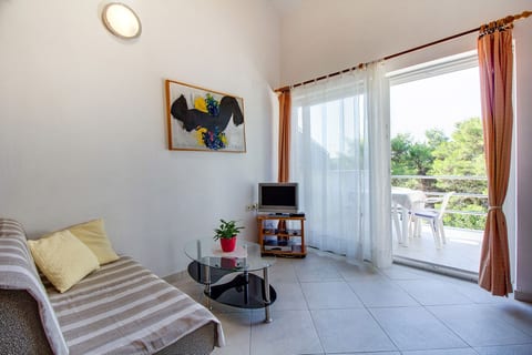 Apartments Lela - Unit 125952-15