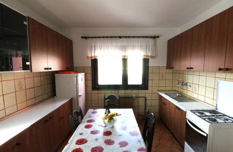 Apartment Vera - Unit 370212-13